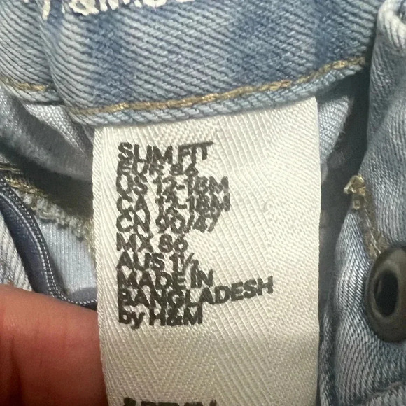 H&M Light Wash Blue Denim Jeans. Conscious&Denim (Size 12-18 Months) - Picture 4 of 5